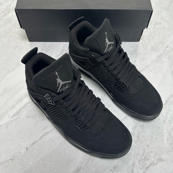 Men's Retro 4 Black Cat Athletic Shoes Sneakers - Picture 2 of 5